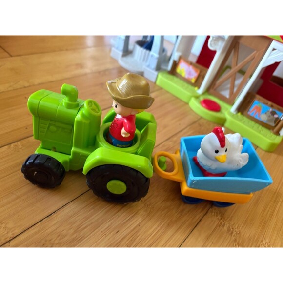 Fisher-Price Little People Toddler Learning Toy Caring for Animals Farm Playset - Picture 4 of 8